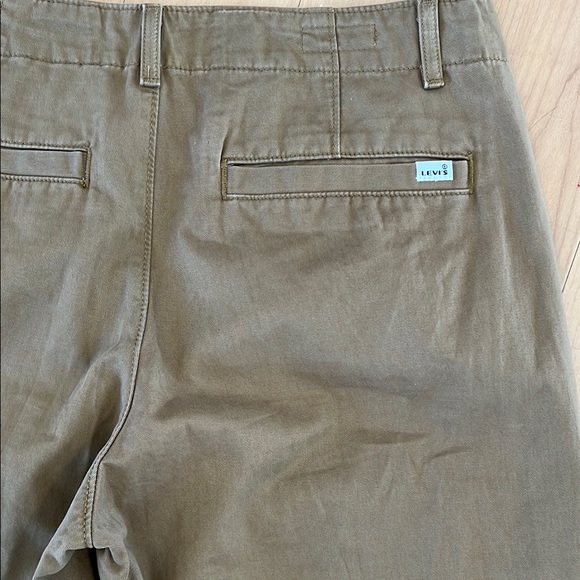Levi's 28x32 Brown-Tan Wide Leg - Picture 8 of 16